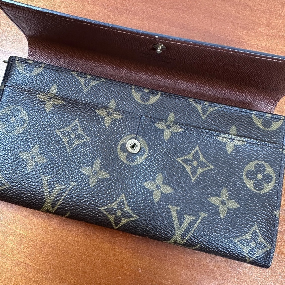 Auth Louis Vuitton Monogram Pochette
Porte Monnaie Credit TH0093 - Picture 8 of 16